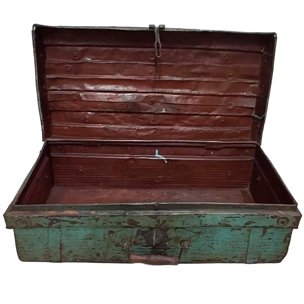 Valigia artigianale in metallo, 67x37x25h cm