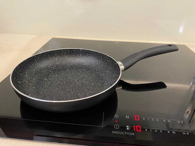 Padella antiaderente rivestita in marmo Kinghoff KH-3983 da 28 cm