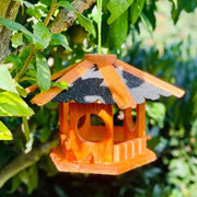 Supporto per uccelli in legno a forma di zoccolo da appendere, marrone con colori per tetti