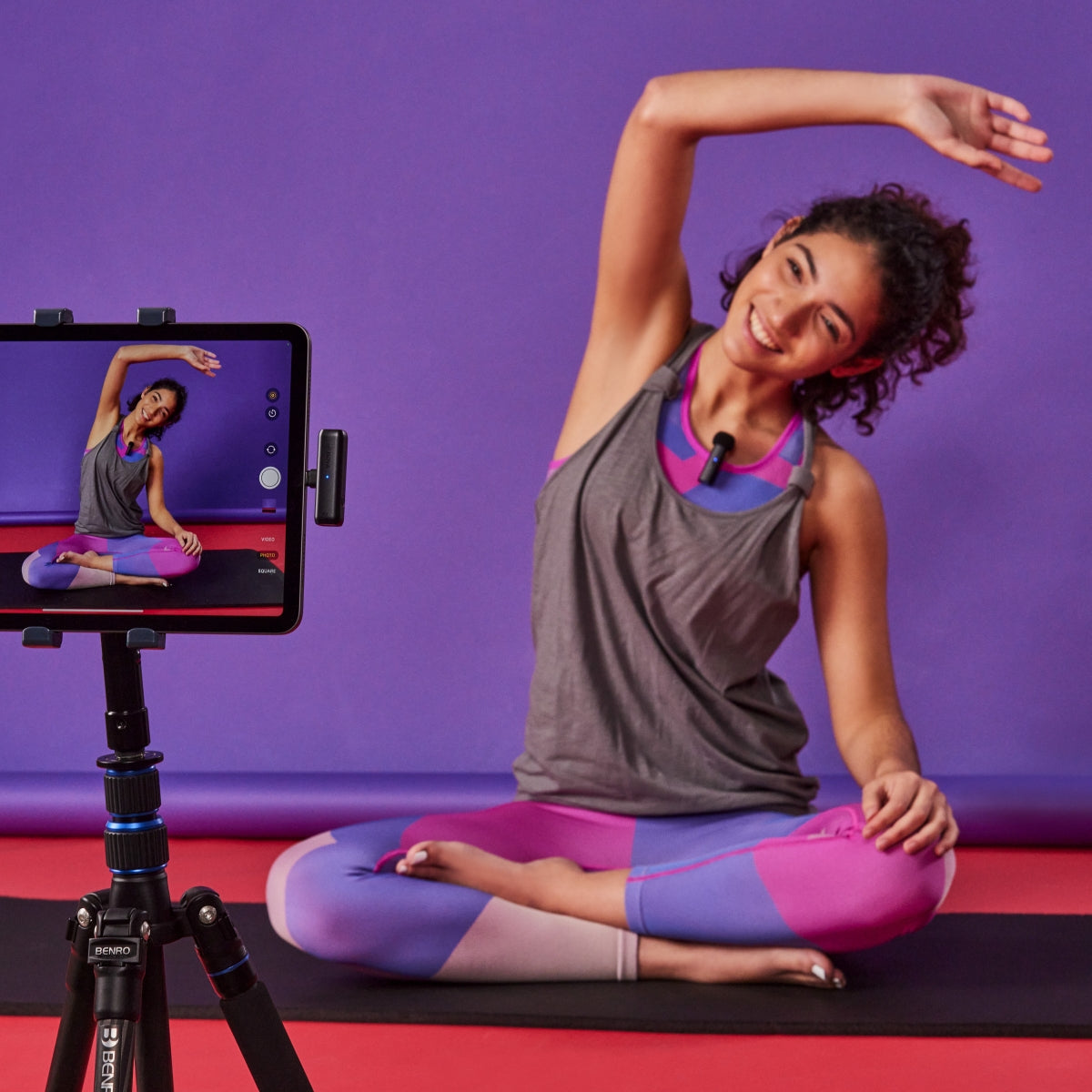 Microfono wireless BOYA WM3D con adattatore Lightning e scatola di custodia e ricarica I Microfono wireless a 2,4 GHz in microfono omnidirezionale I Per fotocamera, PC