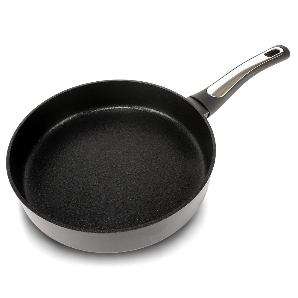 Padella Elegance Black 28 cm doppio fondo acciaio inox, manico Soft touch