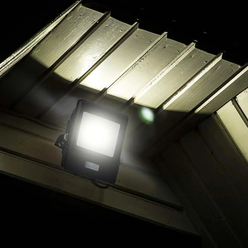Faro LED V-TAC VT-118S 10W sensore nero 3000K 735lm