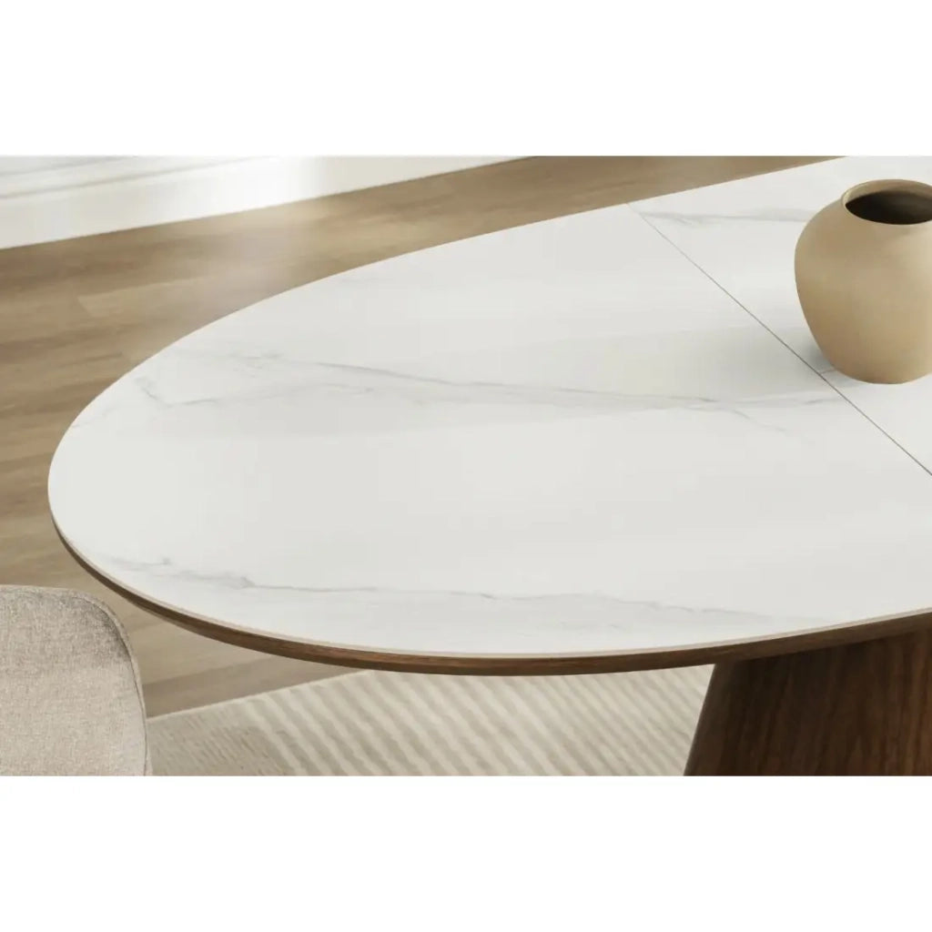 Tavolo LUMEA estensibile 160–200 cm – Tavolo contemporaneo in ceramica effetto marmo bianco e noce
