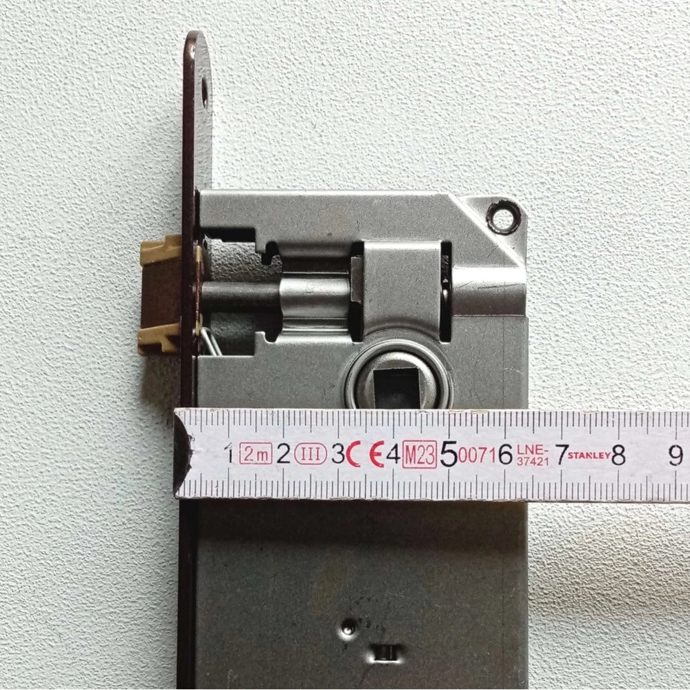 Serratura bronzata ad incasso per porta legno ad infilare patent bordo quadro, diametro 40mm
