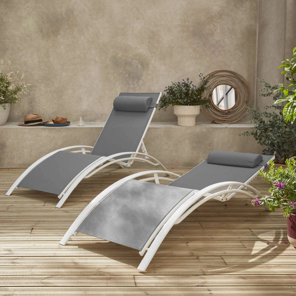 Set 2 lettini prendisole in alluminio textilene multiposizione, bianco