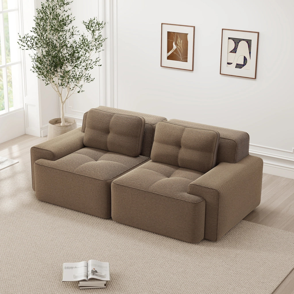 Divano modulare lineare con seduta profonda e base antiscivolo in corduroy marrone