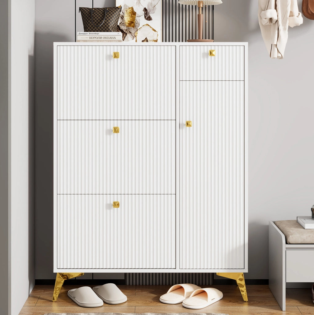 Scarpiera bianca con ripiani regolabili; superficie ondulata; 90 x 25 x 121 cm