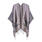 Sciarpa di nuovo stile con nappe e fiorellini, alla moda, oversize, calda e con spacco.