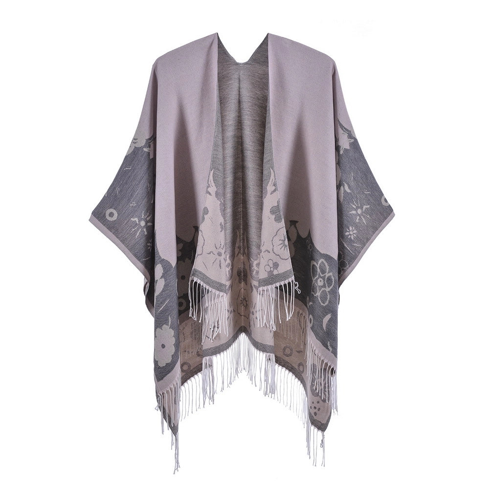 Sciarpa di nuovo stile con nappe e fiorellini, alla moda, oversize, calda e con spacco.