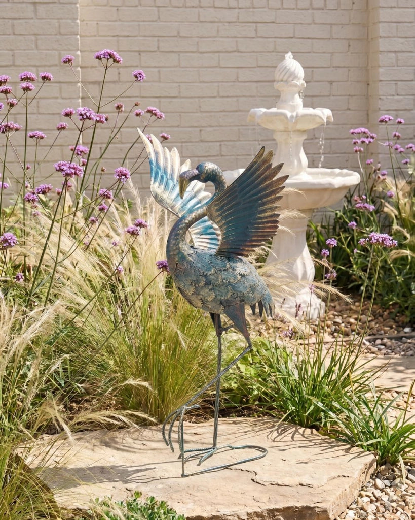 Statua da giardino in ferro blu, scultura di fenicottero a grandezza naturale, realizzata a mano
