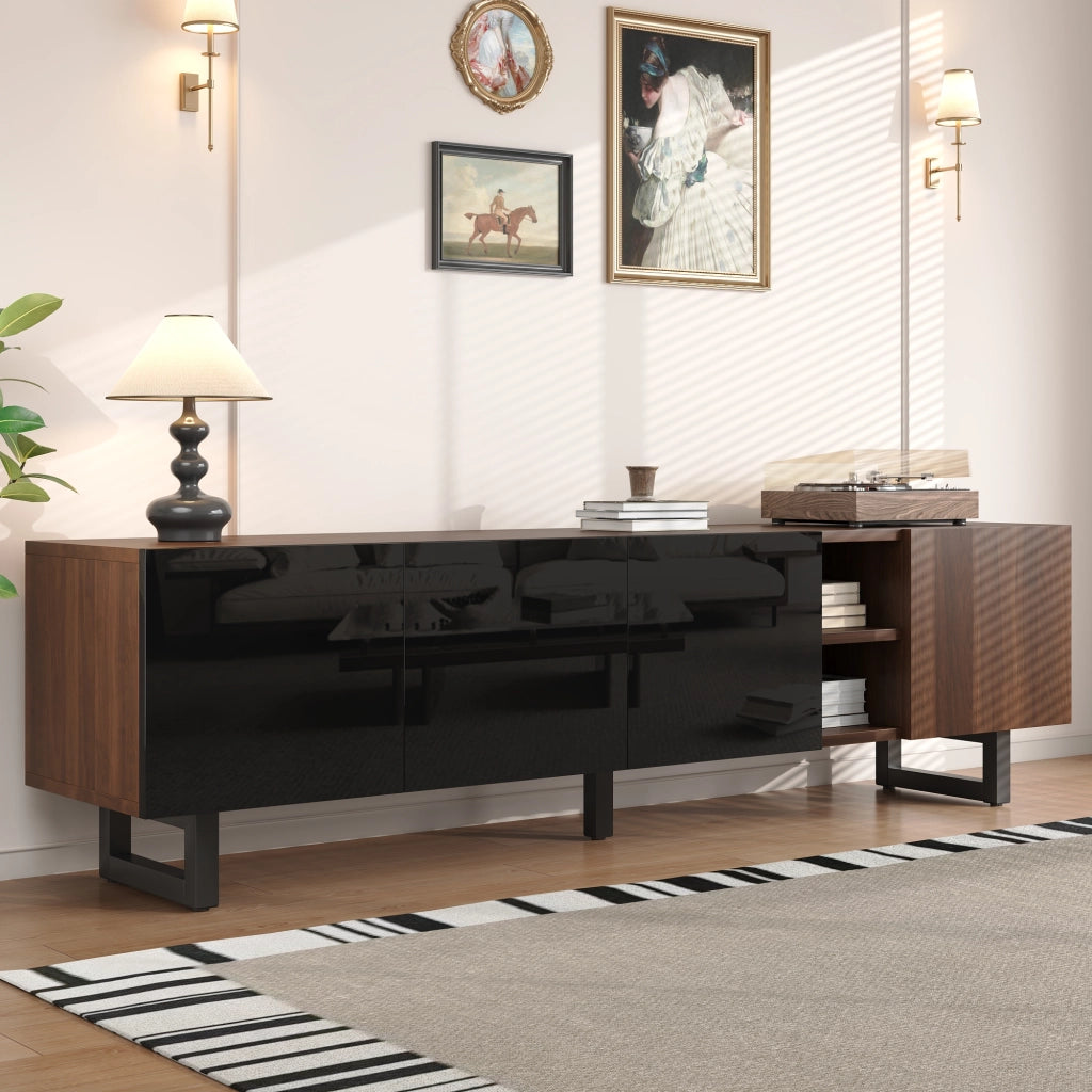 OKWISH Mobile TV con 4 Ante e Ripiani Interni, Frontali Lucidi senza Maniglie, per Soggiorno, MDF, Nero e Naturale, 180 x 38 x 50 cm