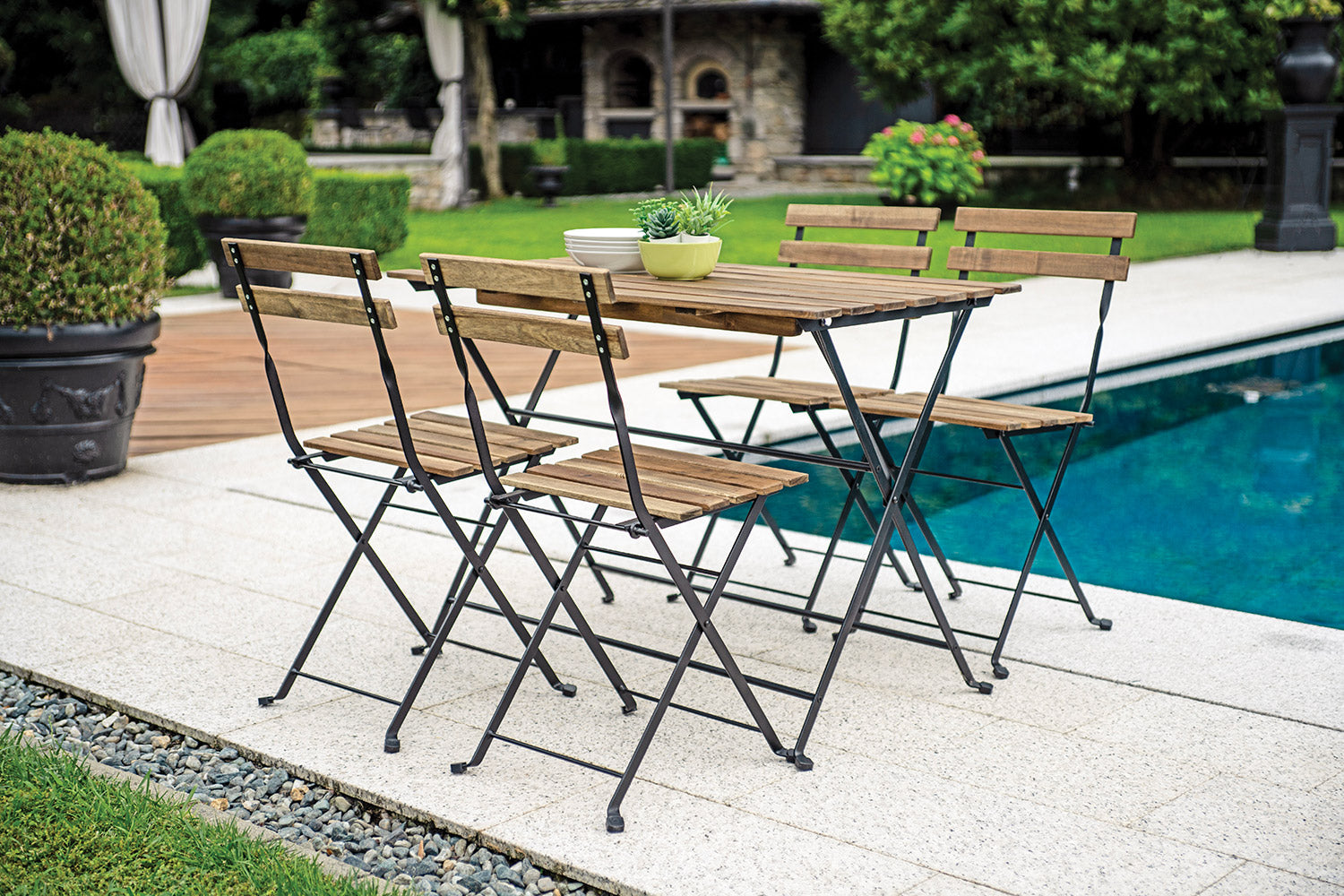 Set Tavolo e 4 Sedie da Giardino Pieghevoli Bistrò in Ferro e Legno di Acacia