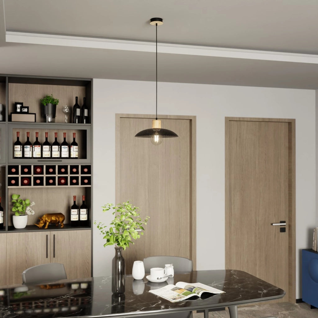 Lampada a sospensione KOBE in acciaio nero e legno naturale