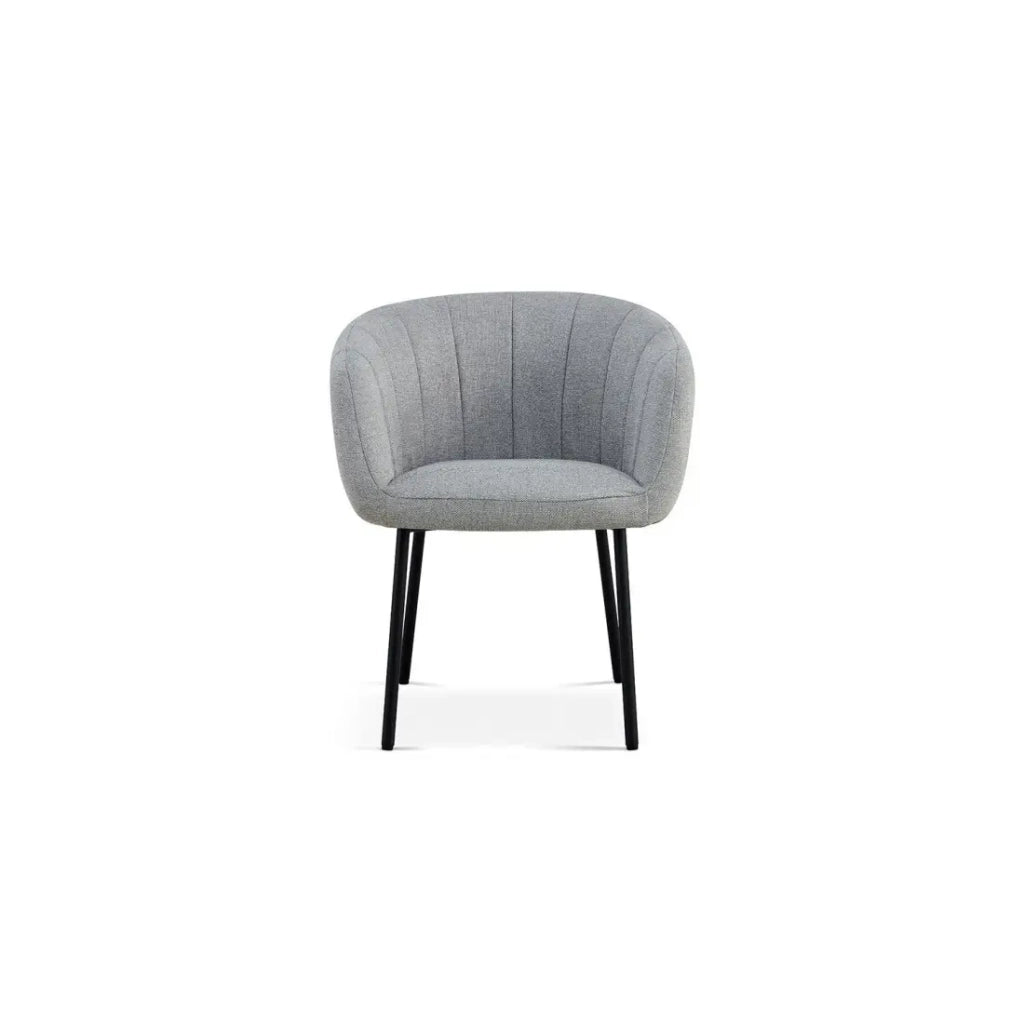 Sedia SEVILLE – Tessuto grigio chiaro – Piedi in metallo nero – H79 x L57 x P62 cm