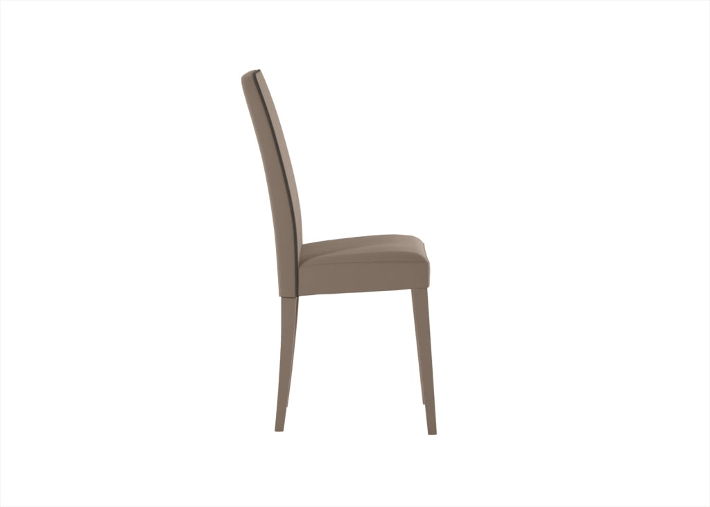 Sedia Anita in Similpelle Beige con Gambe in Legno di Faggio Laccato, Design Moderno ed Elegante per Interni - Ombrellificio