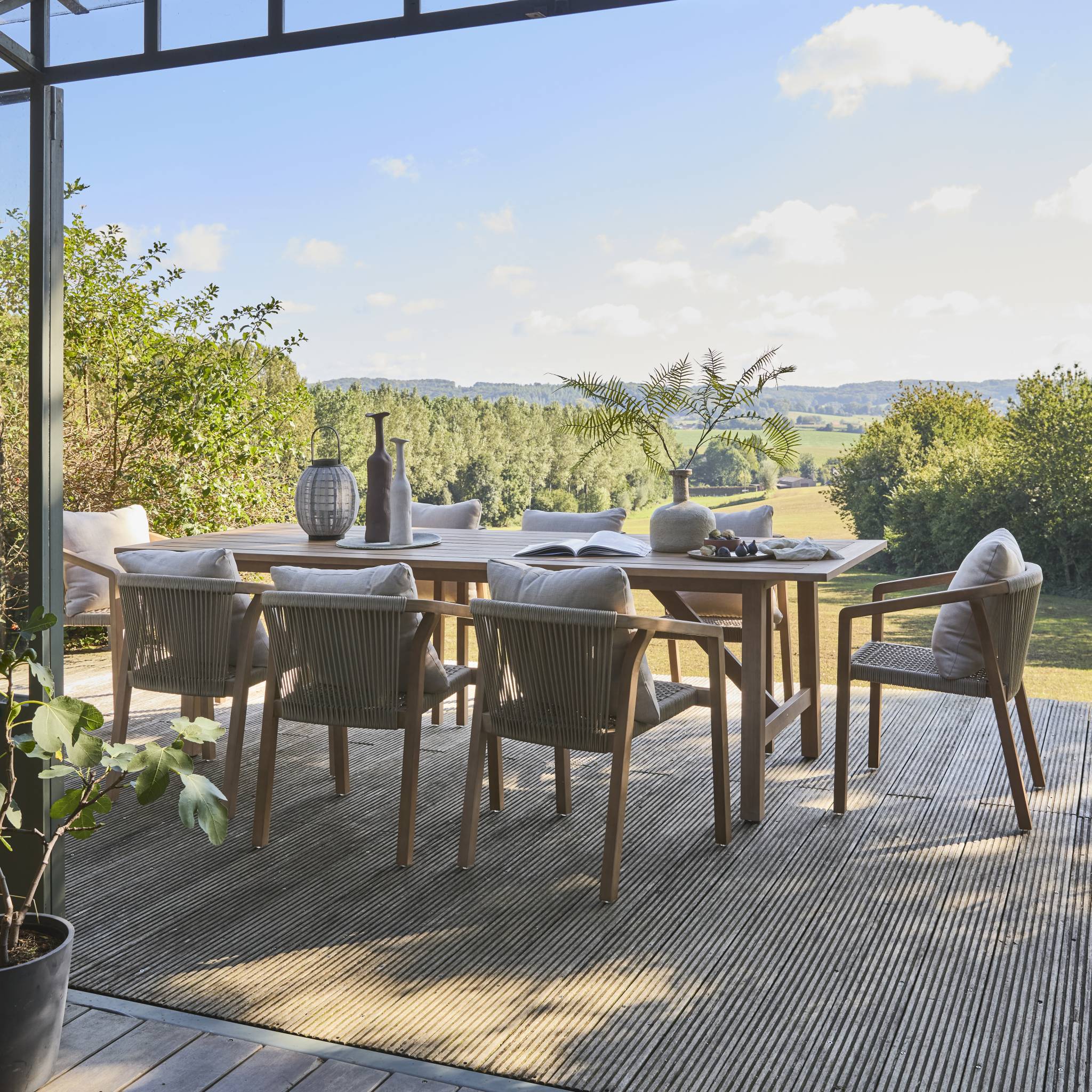 Tavolo da giardino in legno di eucalipto per 8 persone, marrone