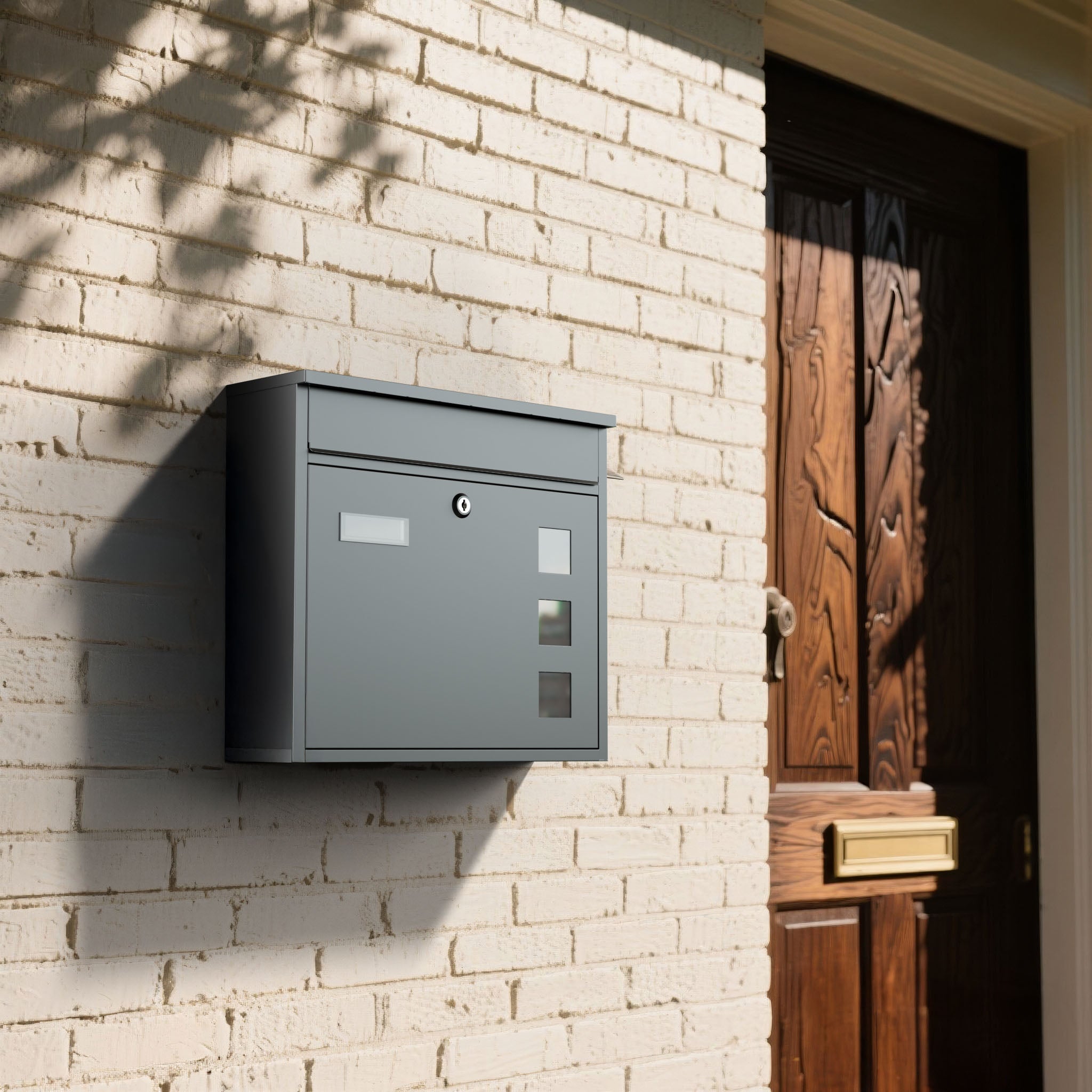 Cassetta postale singola V12 in acciaio verniciato a polvere nero con finestrelle e vetrino portanome