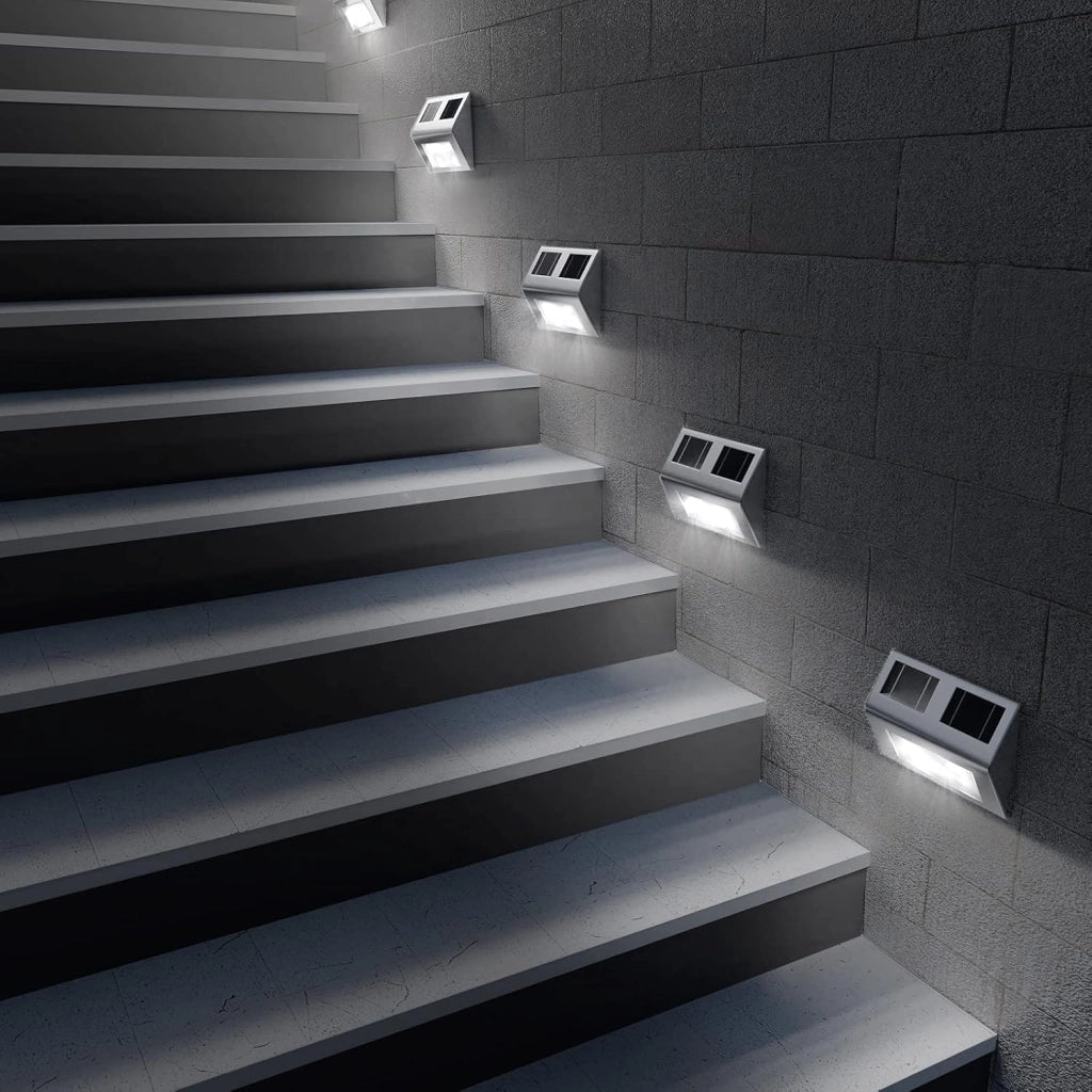 2x Lampada da Parete a LED a Energia Solare con Sensore Crepuscolare da Giardino Impermeabile Esterno Vialetto