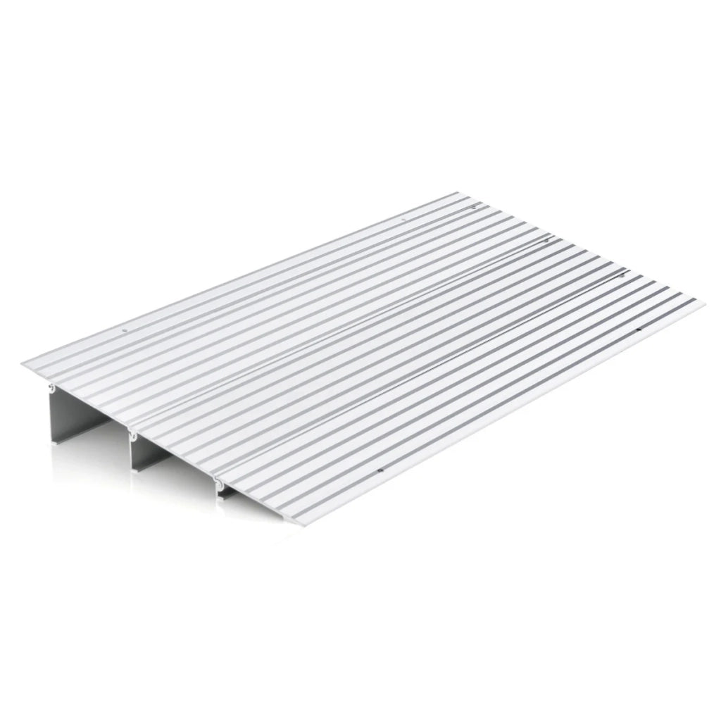 Rampa d'ingresso 86,5 x 41,5 x 8,5 cm altezza regolabile antiscivolo per uso interno ed esterno alluminio argento 20_0020571