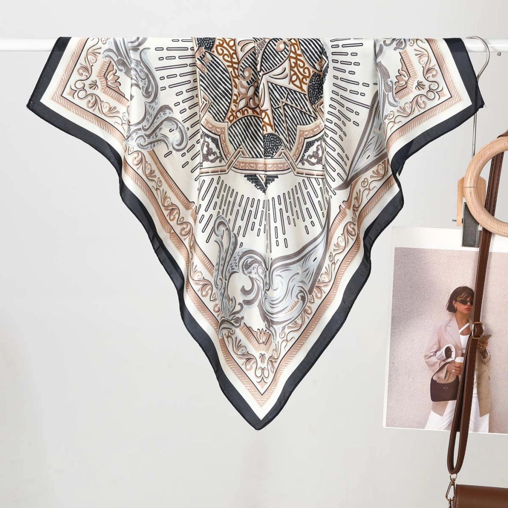 Eleganti e trendy sciarpe di seta da donna, realizzate in pura seta.