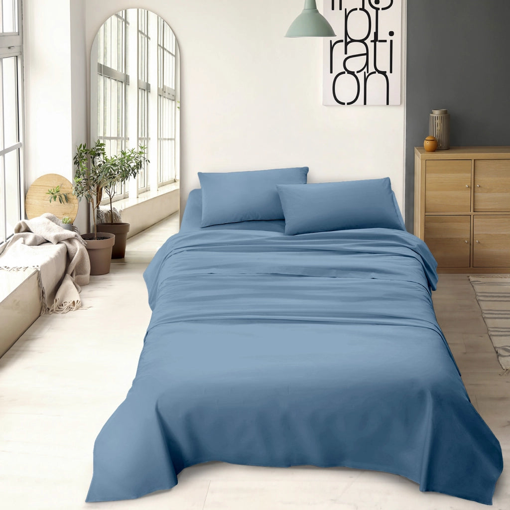 Completo letto matrimoniale a tinta unita set lenzuola Prodotto italiano 100% Cotone - Azzurro - Matrimoniale