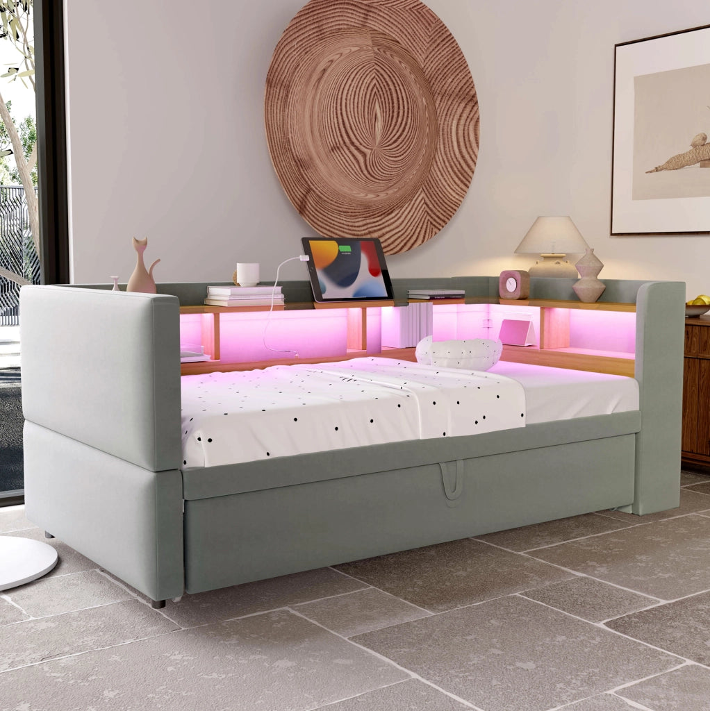 Divano letto imbottito con vani contenitore, LED, prese e struttura salvaspazio
