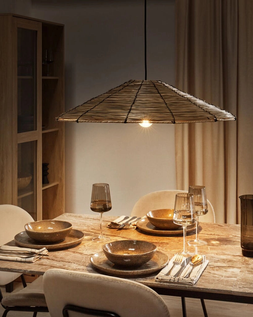 Lampada a sospensione con paralume in fieno naturale, base in ferro nero, lampada a sospensione Boho Lightning, soggiorno, camera da letto, ingresso.