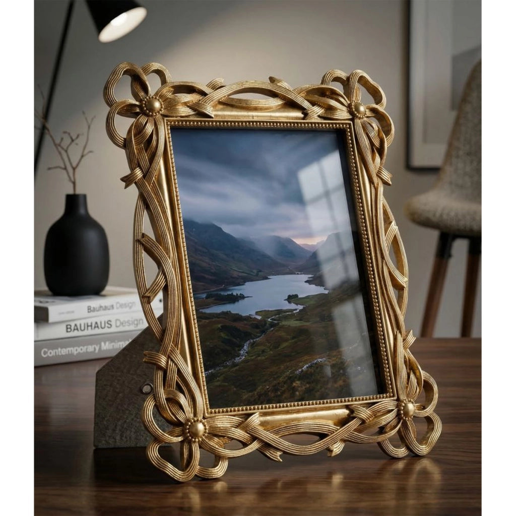 Cornice portafoto Knot oro con decoro a nodi 15x20 cm
