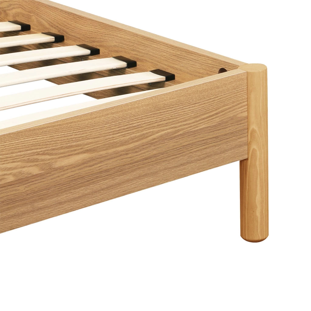 Letto con rete a doghe 90x190cm decorazione legno, marrone naturale
