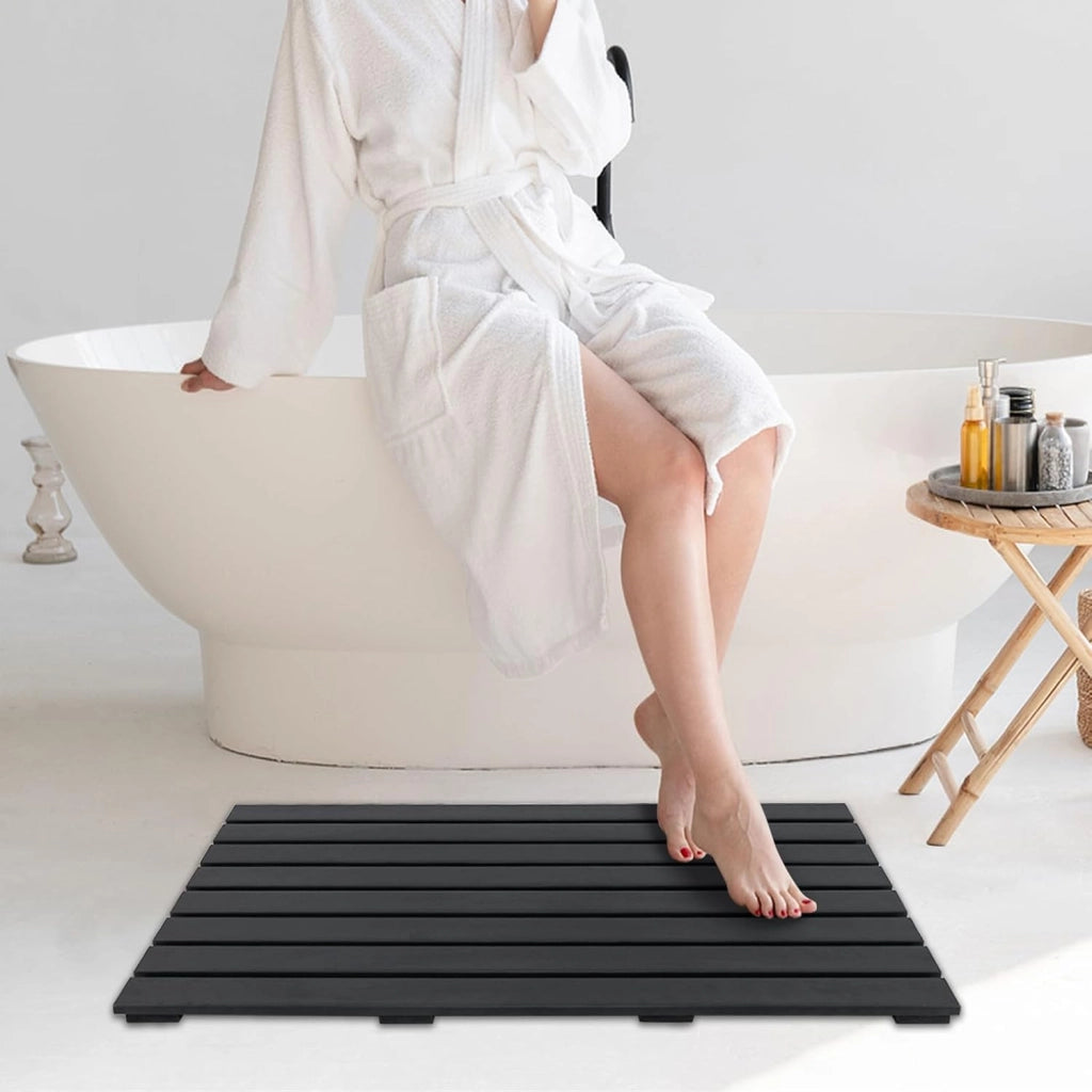 Tappetino doccia antiscivolo, griglia per esterni e interni, 100 x 60 cm, materiale WPC impermeabile e robusto, finitura effetto legno, carico 150 kg, per bagno, piscina, ingresso, nero