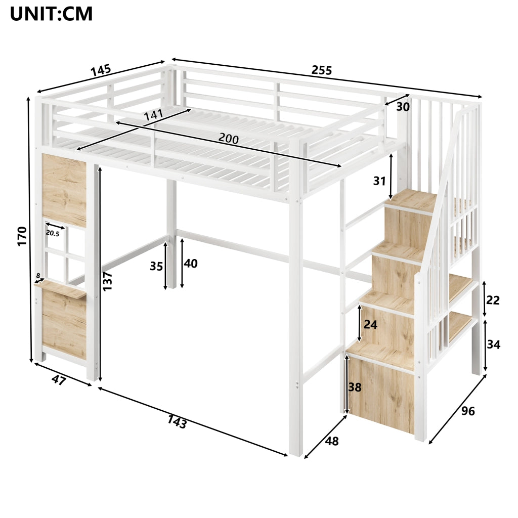Letto a soppalco 140x200 cm con scala contenitore; finestra; spazio libero sottostante e parapetto; metallo bianco