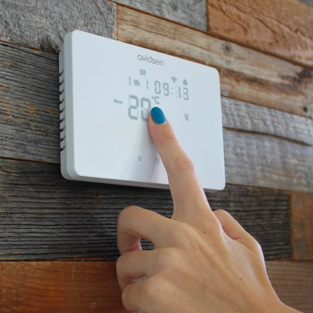 Termostato Wi-Fi Smart HomeTemp Programmabile bianco - Controlli Touch - Avidsen 127072
