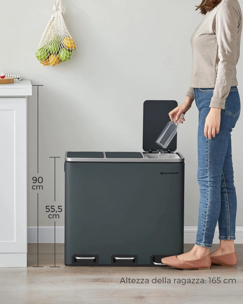 SONGMICS Cestino da Cucina, Pattumiera per Raccolta Differenziata 3 x 18L, 3 Scomparti per Riciclaggio, Coperchi a Chiusura Morbida, Pedali, Acciaio, Grigio Verdastro LTB54GS
