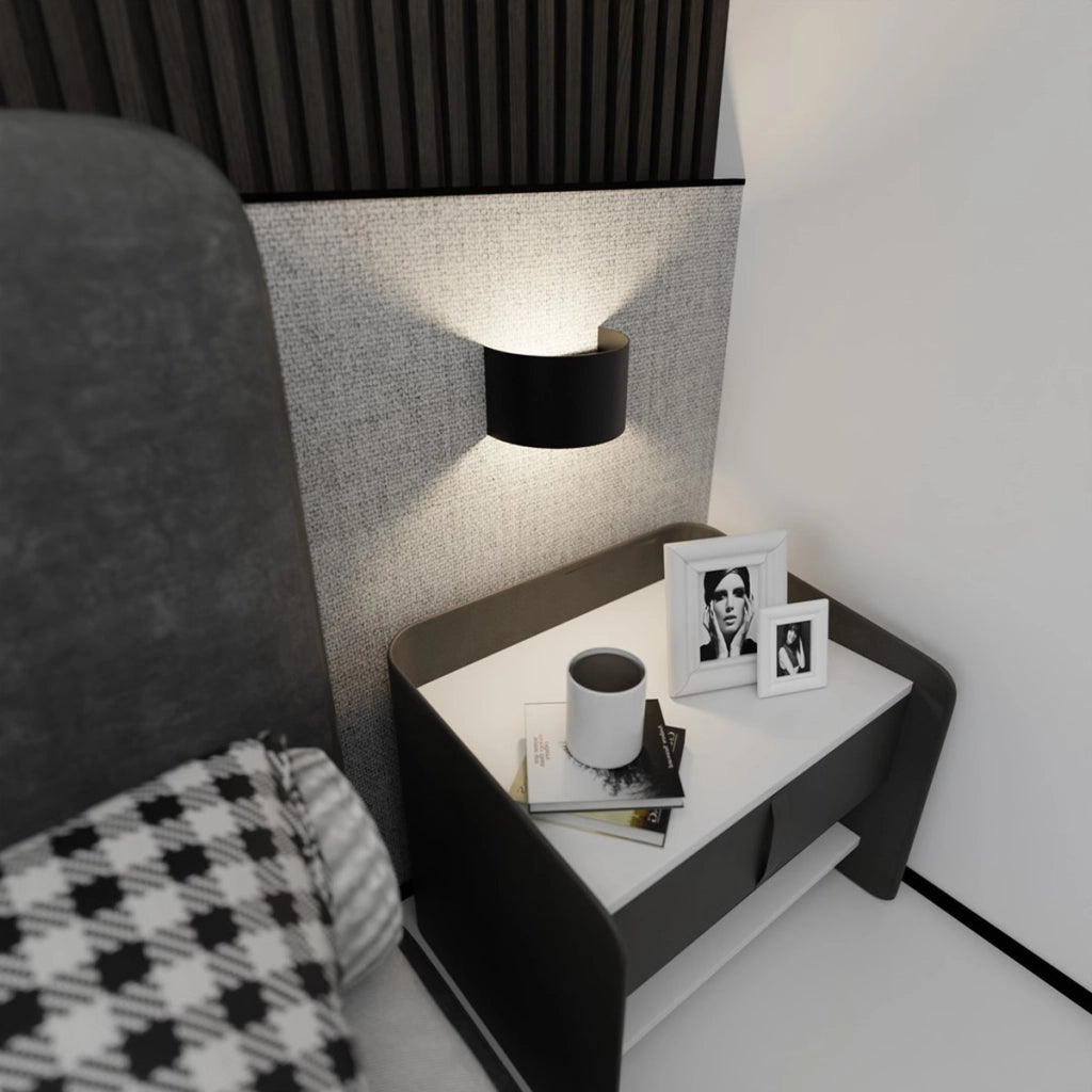 Lampada da parete FOLD in acciaio nero opaco