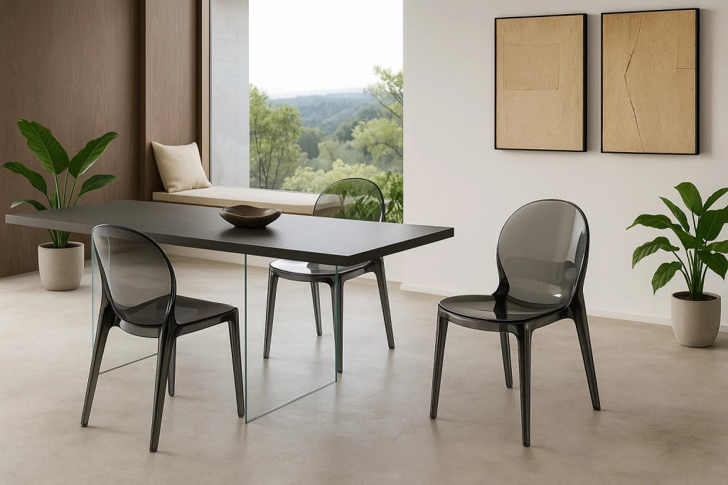 Sedia di design Ruby in policarbonato monoblocco colore grigio - Stile moderno, seduta ergonomica e trasparenze lucide per interni