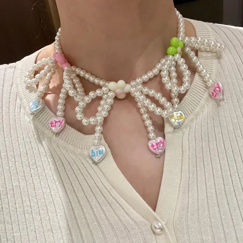 Collana di perle e perline fatta a mano: gioielli in stile girlcore ispirati al mare