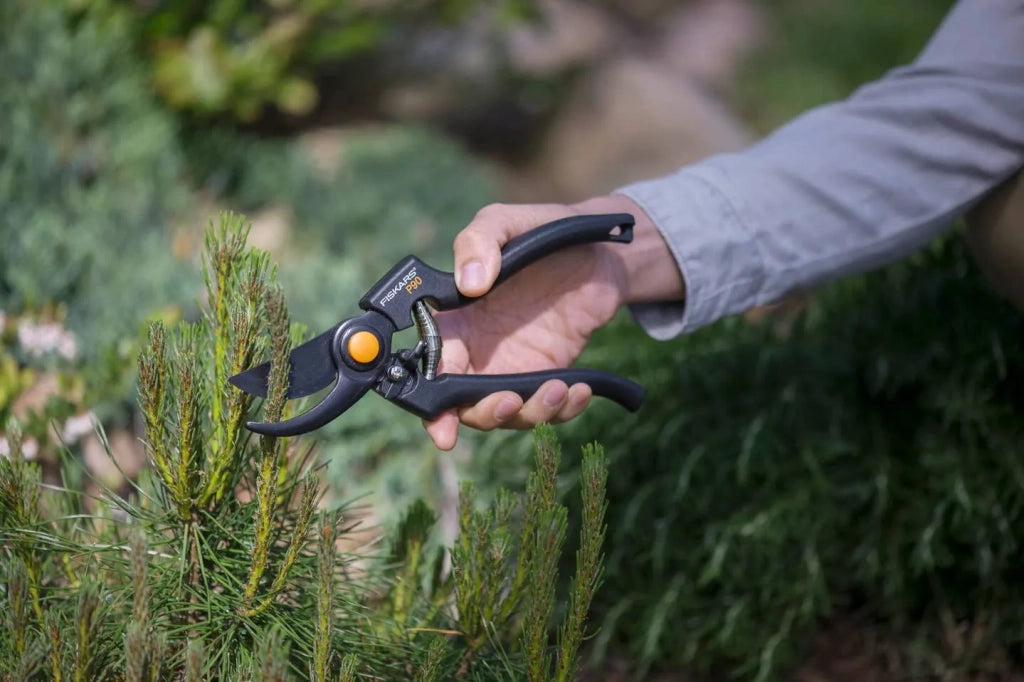 FORBICI DA POTA BYPASS 'GARDEN PRO P90' FISKARS 23 cm - FISKARS