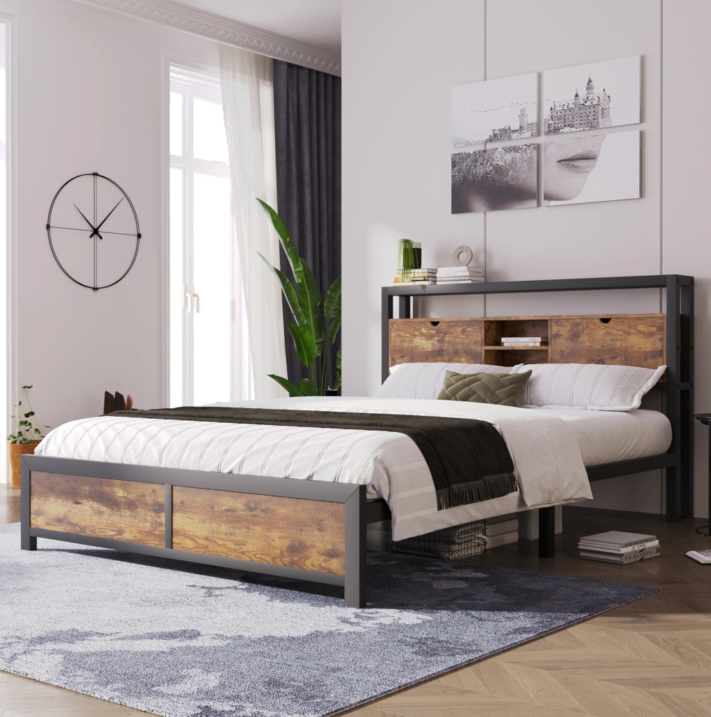 Letto matrimoniale 140x200 cm con testiera contenitore; struttura in metallo e MDF; naturale