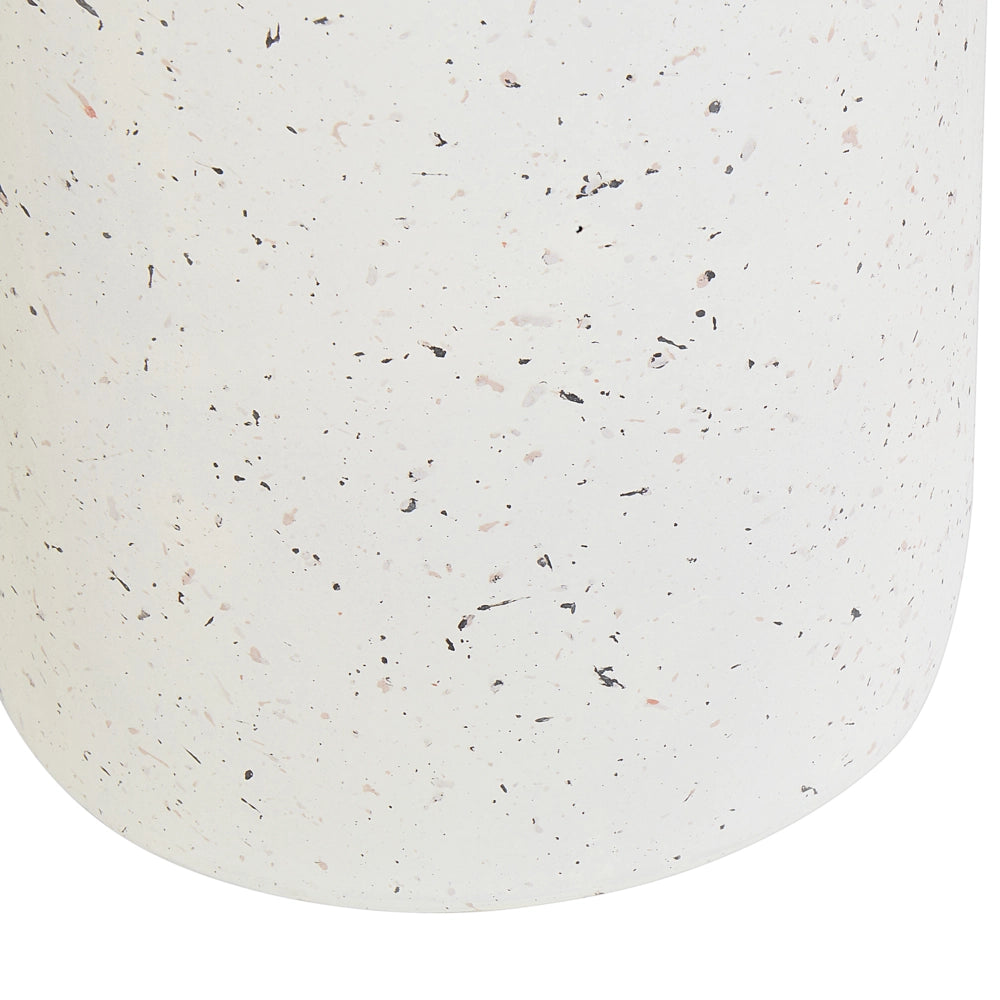 Tavolino d'accento in fibra di vetro MgO di forma rotonda con effetto terrazzo di forma bianca resistente alle macchie UV, alla ruggine, all'acqua e al vento, moderno per il soggiorno all'aperto