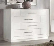 Comò moderno mod Asia in legno di frassino color bianco anticato