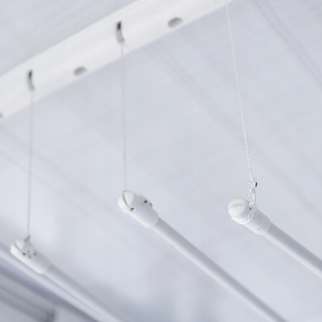 Stendibiancheria da soffitto KADAX per bagno, 5 barre, 110 cm, resistente e robusto.