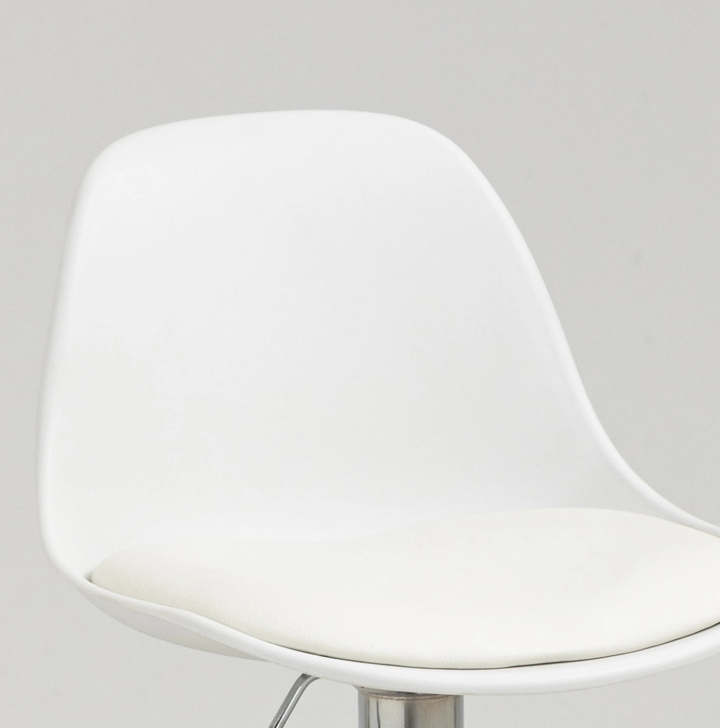 Set di 2 sgabelli da bar 42x38x82-104 cm regolabili in altezza in pelle sintetica bianco