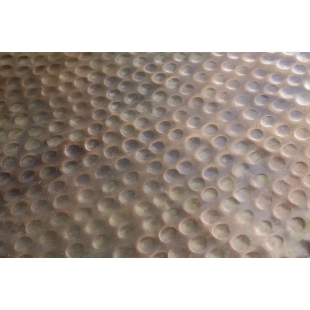 Tavolino basso TRIANE marrone 80 cm – Alluminio martellato design lucido