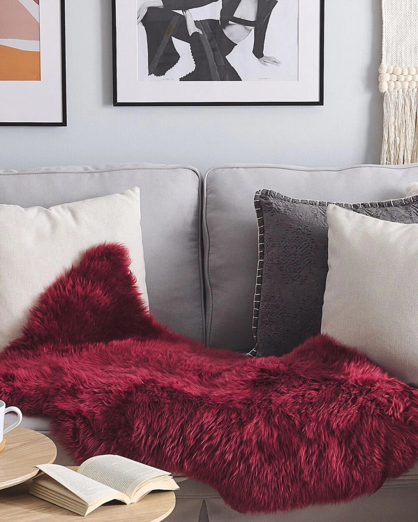 Pelle di montone rosso chiaro 65 x 110 cm naturale a Pelo Lungo in stile rustico