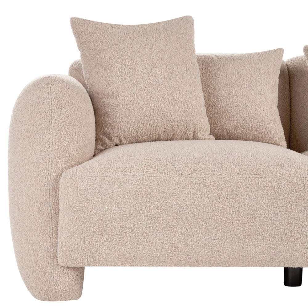 Divano imbottito minimalista a profilo ribassato a 3 posti con seduta profonda bouclè beige stile minimalista