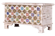 Cassapanca in massello di mango, maiolica e ottone