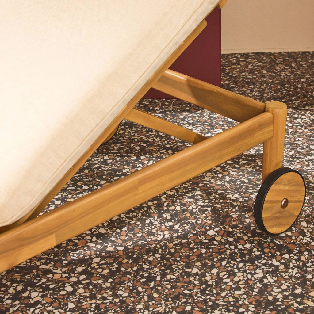Lettino prendisole in legno di acacia multiposizione con ruote,
