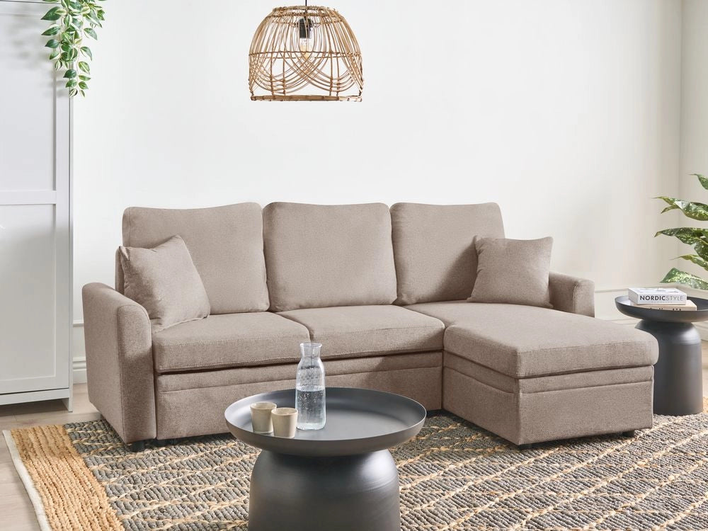 Divano letto angolare con contenitore lato sinistro marrone chiaro rivestimento in poliestere effetto lino contenitore cuscini design moderno