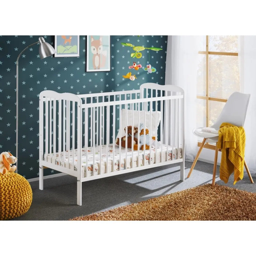 Lettino e materasso per bambini evolutivo, collezione NOE, regolabile in altezza. Colore bianco opaco.