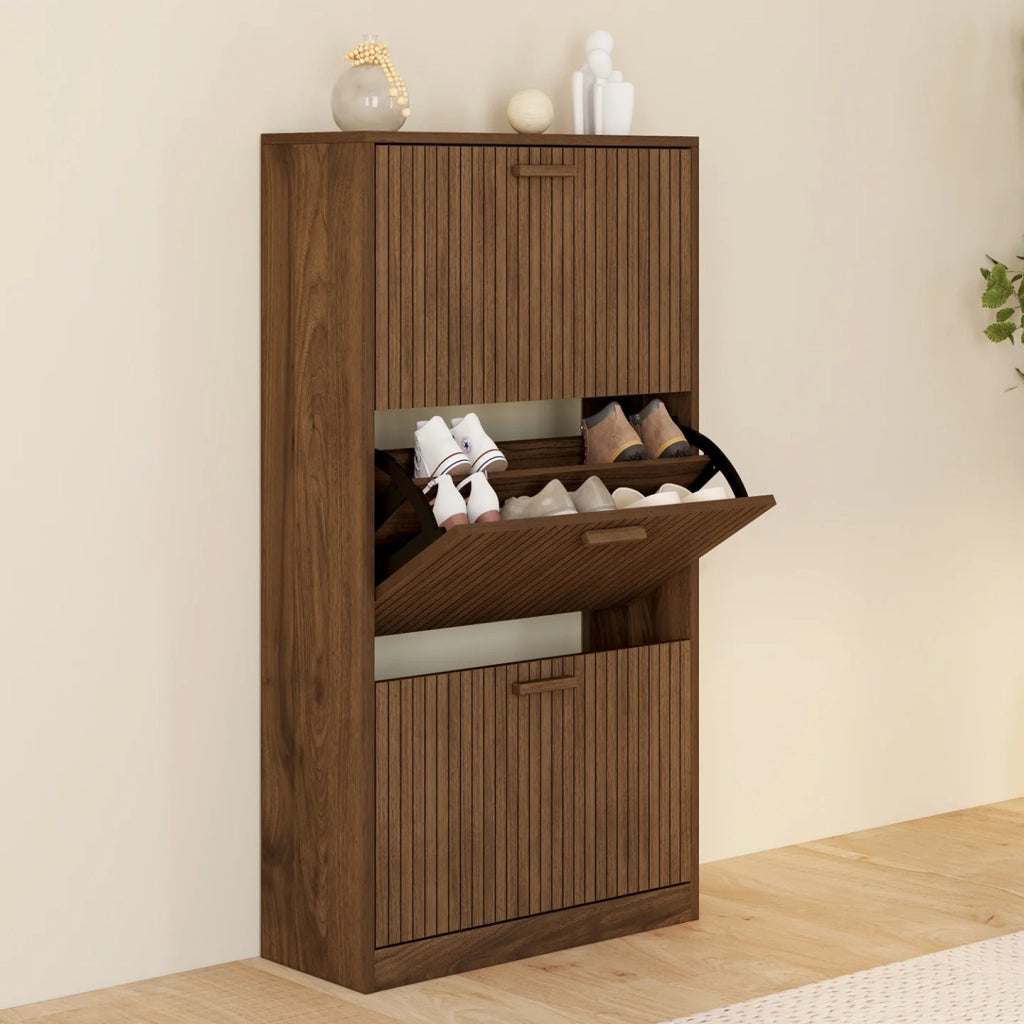 IDMarket - Scarpiera JULIETTE 18 pezzi, 3 ante a doghe, doghe in legno color noce